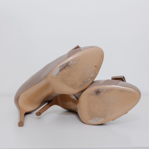 Salvatore Ferragamo Rilly Pumps - Picture 7 of 7